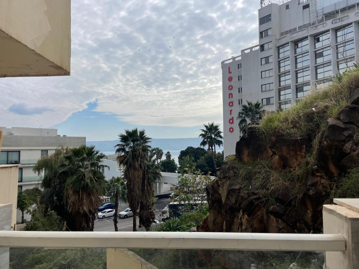 תכלת על הכינרת Light Blue On The Kinneret Lake Tiberias Exterior photo