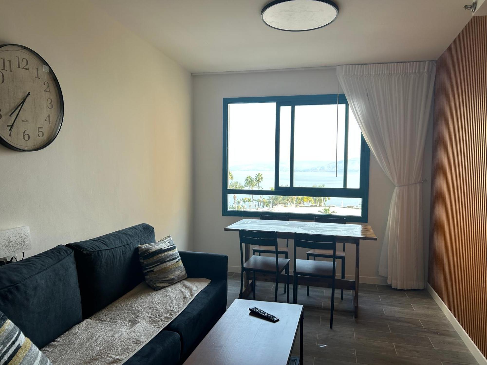 תכלת על הכינרת Light Blue On The Kinneret Lake Tiberias Exterior photo