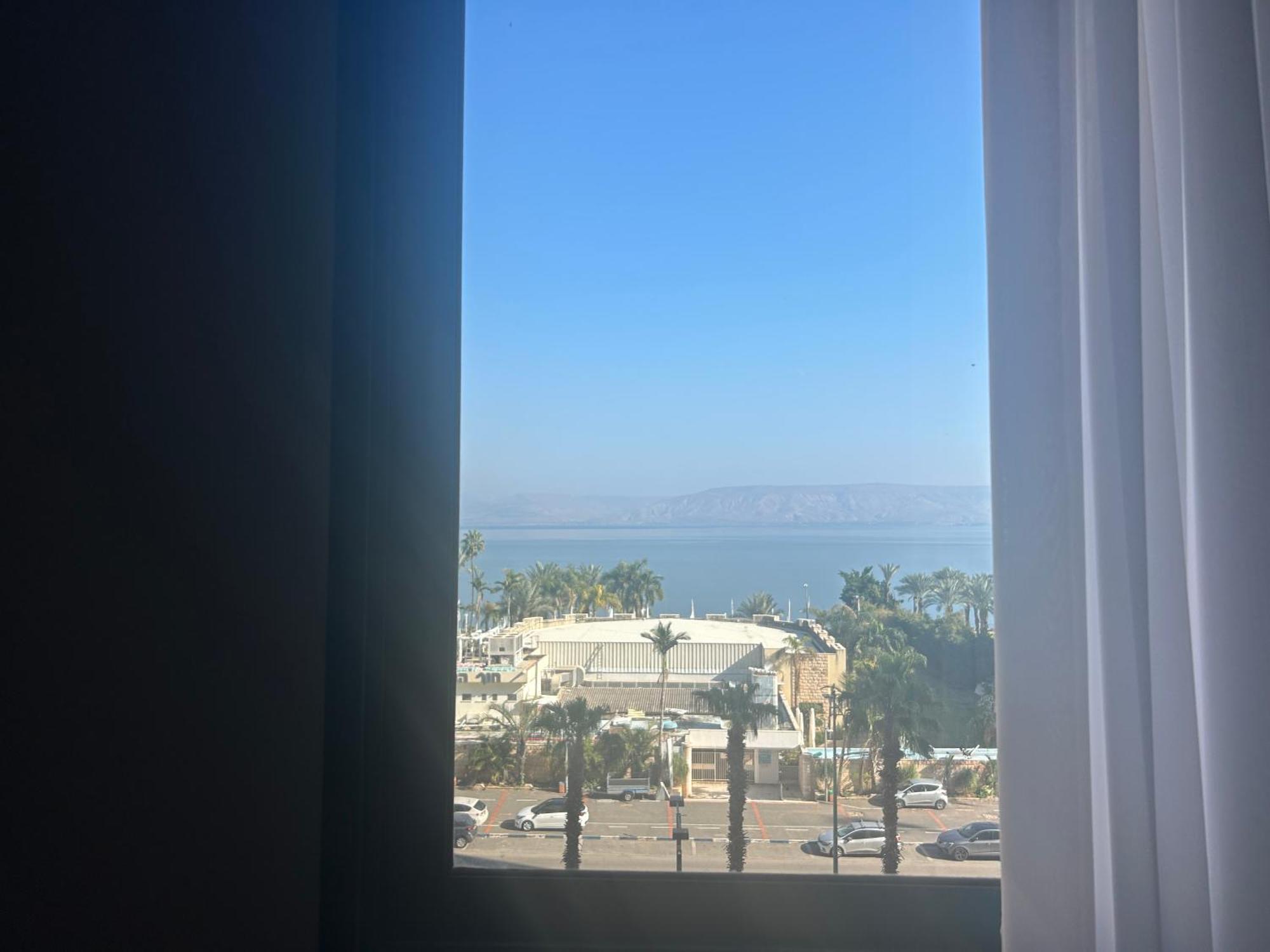 תכלת על הכינרת Light Blue On The Kinneret Lake Tiberias Exterior photo